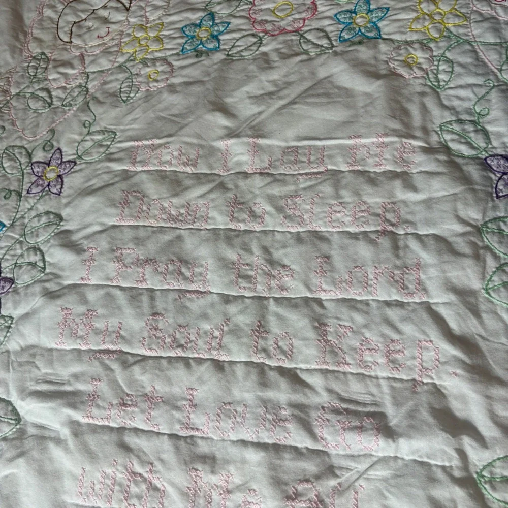 Vtg Hand Cross Stitch Baby Quilt Now I Lay Me Down to Sleep Animals Pastel